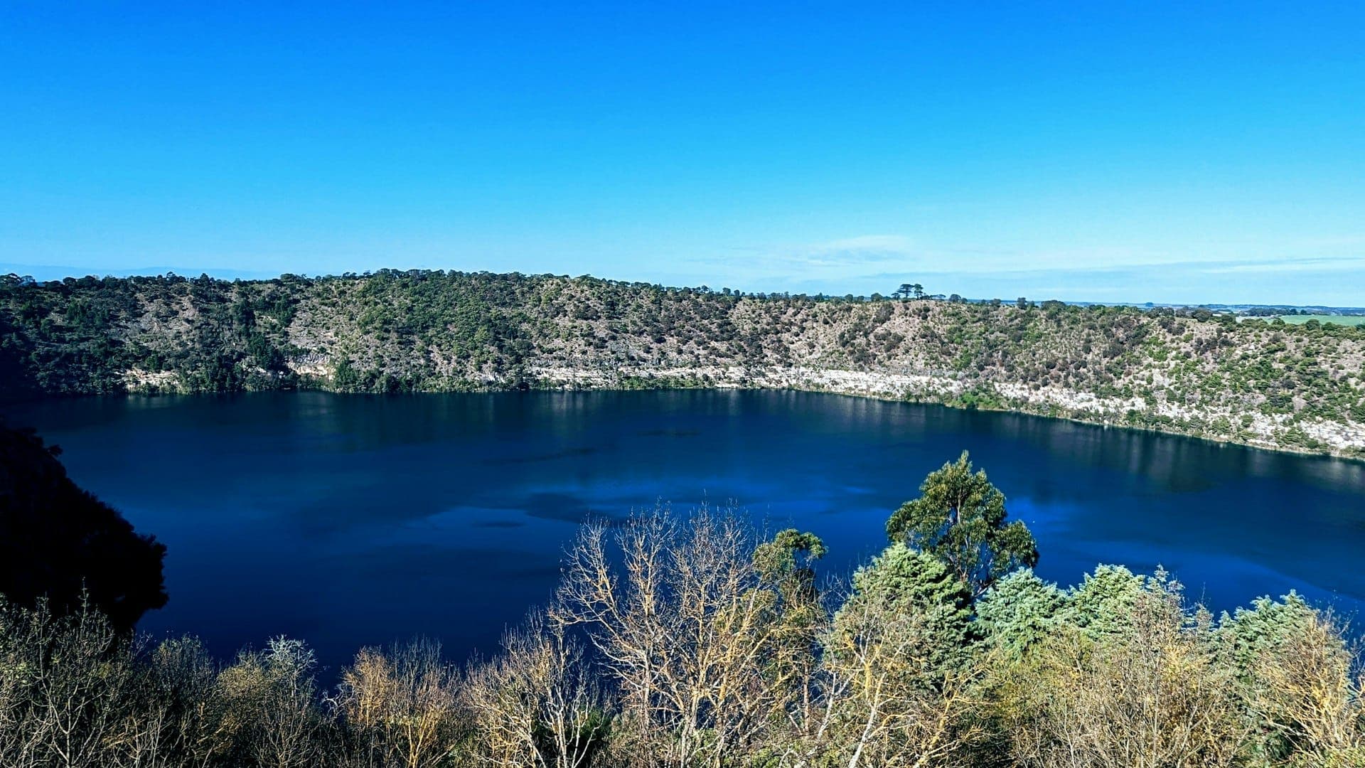 Mount Gambier and the Limestone Coast, PVC fencing supplied, delivered, and installed across the region.
